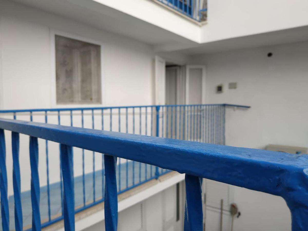 Scala Blu - Immobilevante Ponza Luaran gambar